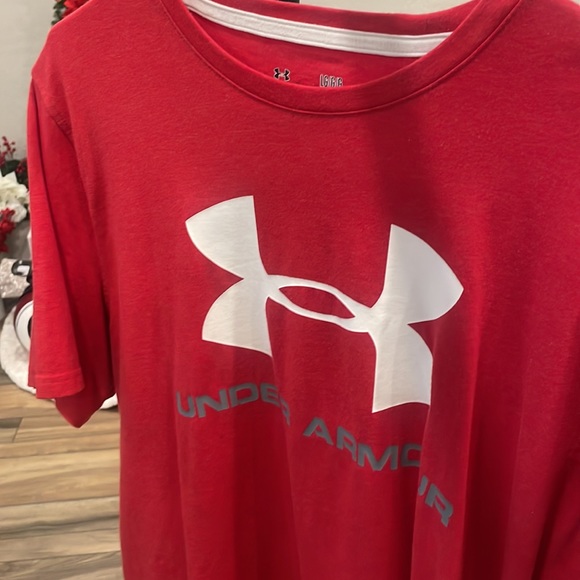MENS size large red under armour short sleeved tee - Picture 2 of 4